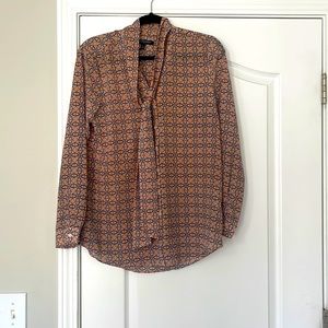 Banana Republic blouse size small